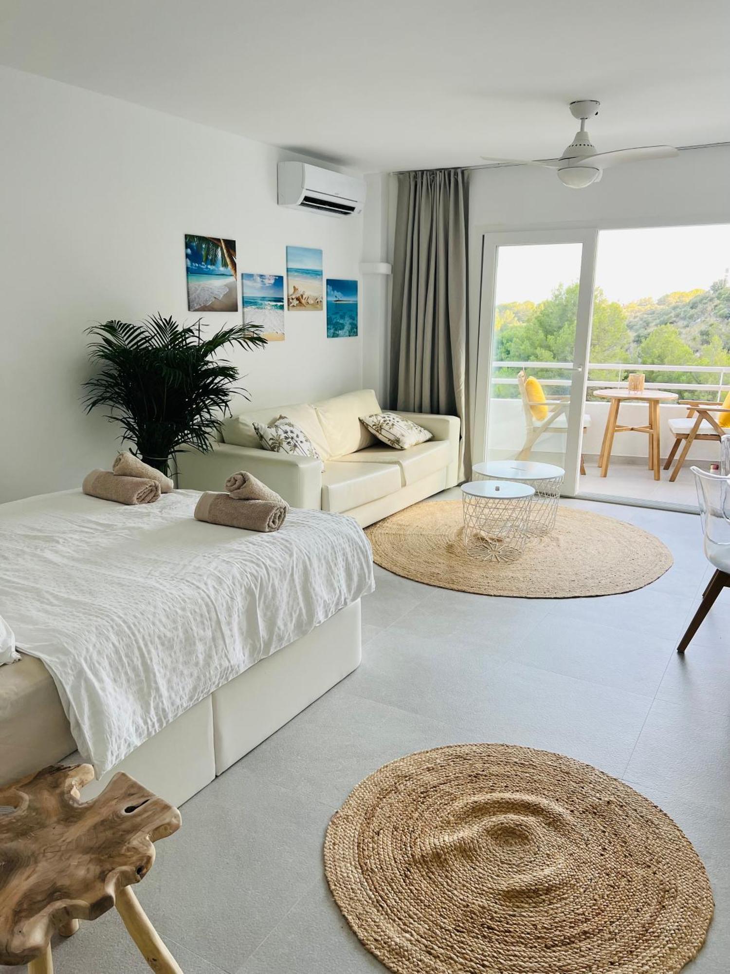 Apartment Sea And Mountain - Port Alcudia